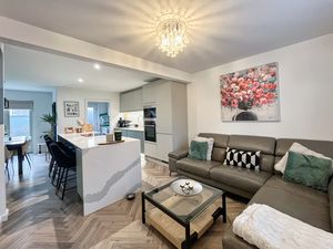 Photo 2- click for photo gallery